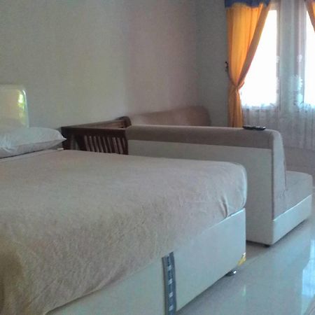New Pondok Dewi Hotel ปางันดารัน ภายนอก รูปภาพ