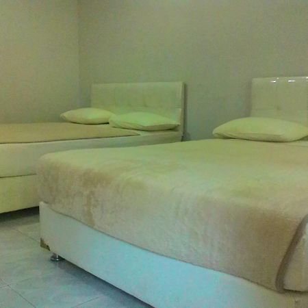 New Pondok Dewi Hotel ปางันดารัน ภายนอก รูปภาพ